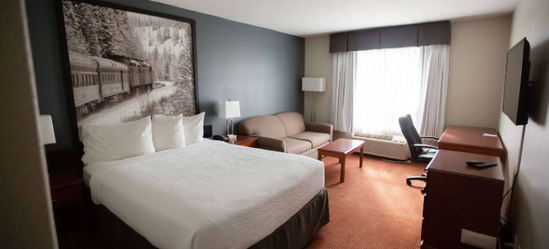 怀特考特速8酒店(Super 8 by Wyndham Whitecourt)图片