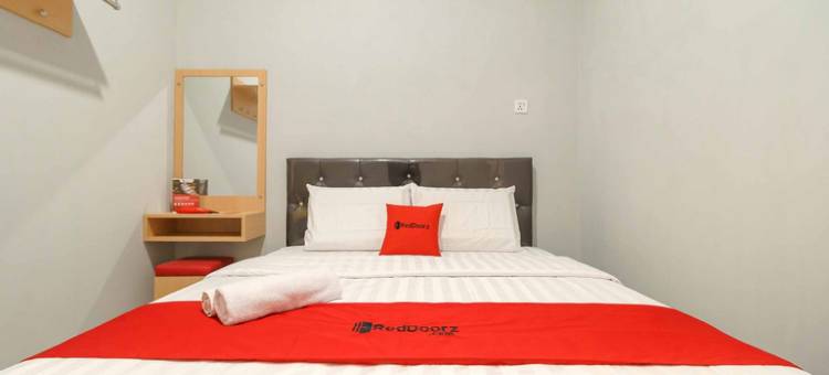 红多兹酒店@棉兰2号赫尔维蒂亚(RedDoorz @ Helvetia Medan 2)图片