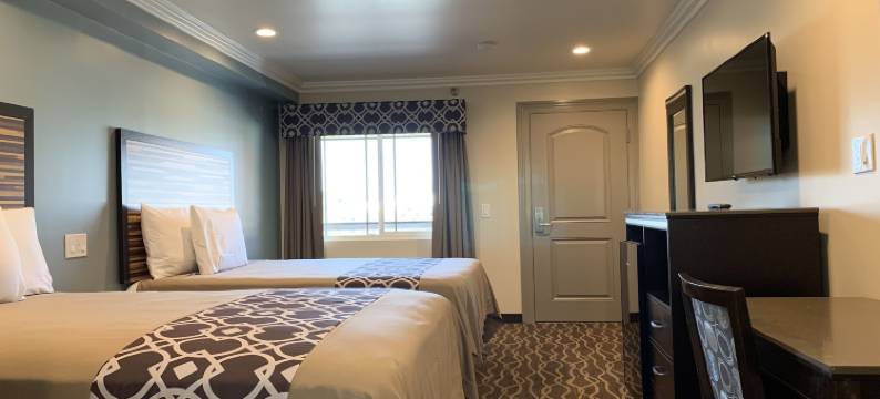 工业套房旅馆(Industry Inn & Suites)图片