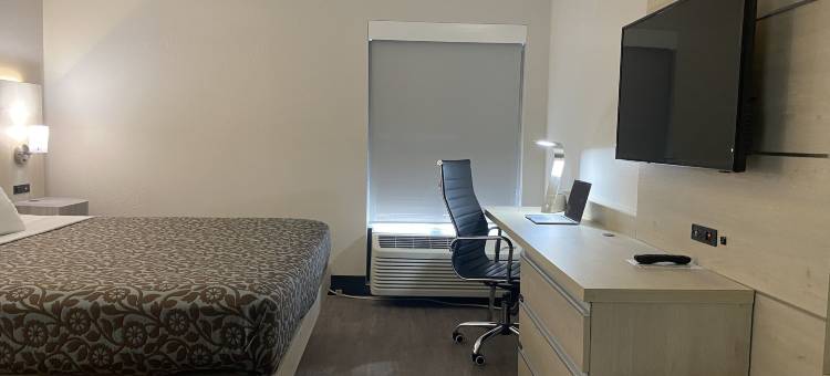 温德姆戴斯酒店及套房桃树角/诺克罗斯(Days Inn & Suites by Wyndham Peachtree Corners/Norcross)图片