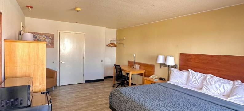 洛兹堡I-10伊克诺旅馆(Econo Lodge Lordsburg I-10)图片