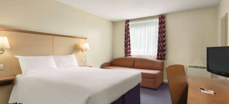 坎诺克诺顿凯恩斯M6收费口温德姆戴斯酒店(Days Inn by Wyndham Cannock Norton Canes M6 Toll)图片