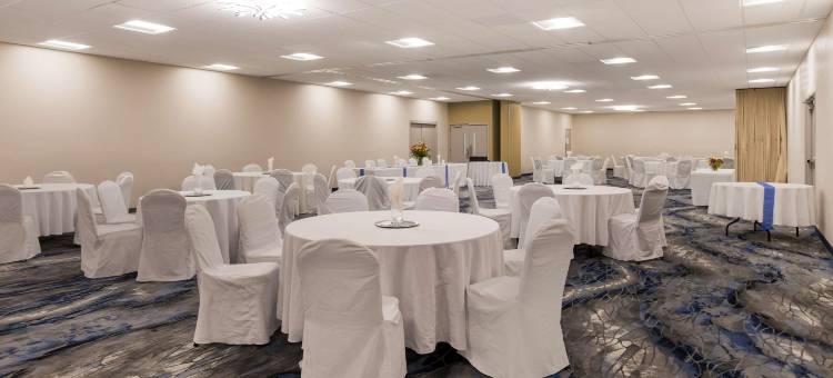 凯艺酒店(Clarion Pointe Sylva Near Cherokee Area)图片