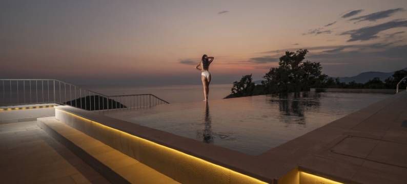 蔚蓝宁静度假酒店(Vivid Blue Serenity Resort)图片