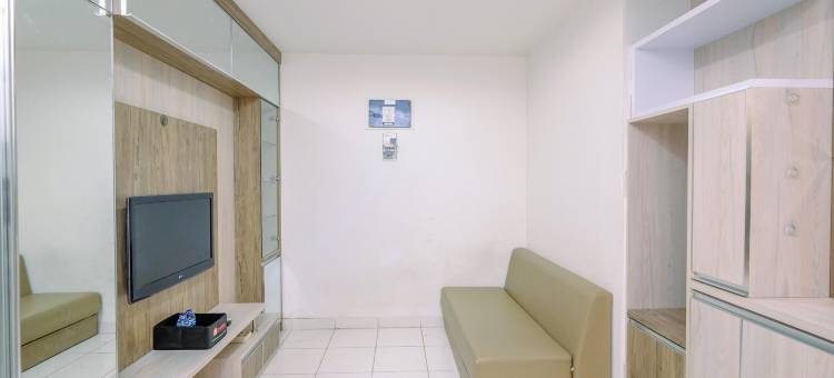Sentul塔公寓的舒适宜居的2卧室(Homey and Comfy 2Br Sentul Tower Apartment)图片