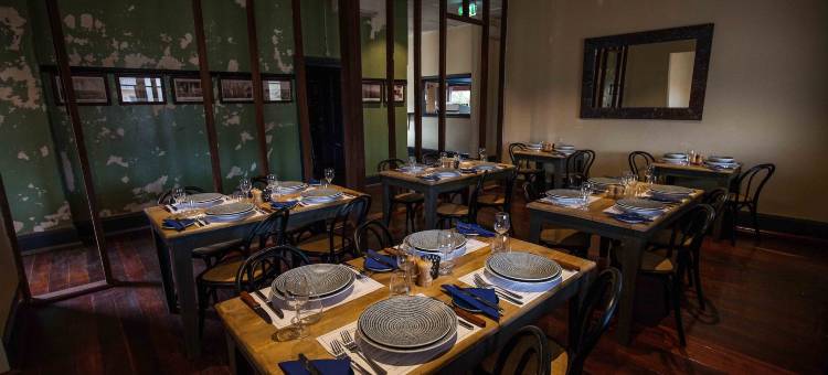 比顿湾酒店(Beadon Bay Hotel)图片