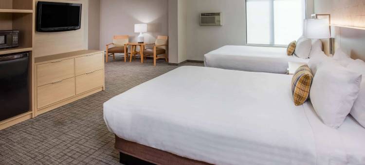 德卢斯米勒希尔购物中心温德姆戴斯酒店(Days Inn & Suites by Wyndham Duluth by the Mall)图片