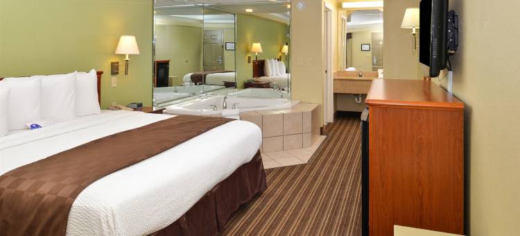 大学大道美洲最佳价值套房酒店(Americas Best Value Inn and Suites Little Rock)图片