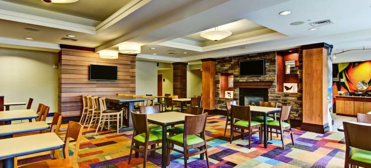 Fairfield Inn & Suites State College图片