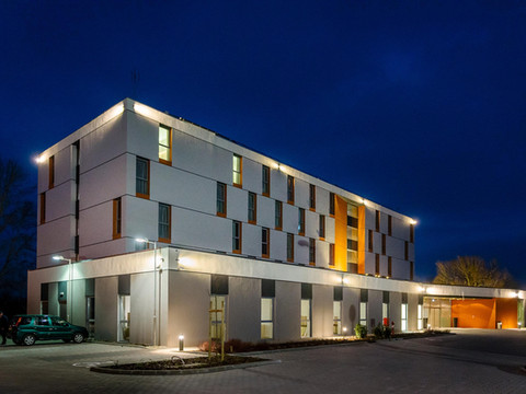 湖边贝斯特韦斯特优质酒店