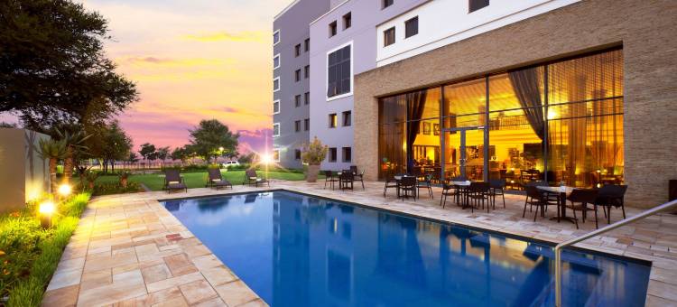 山脊点酒店(The RidgePoint Hotel)图片