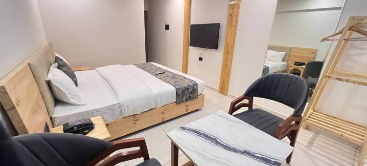 皇家庄园酒店 - 拉杰克特(FabHotel Royal Manor - Hospital Chowk)图片