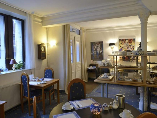 阿尔法佳妮酒店