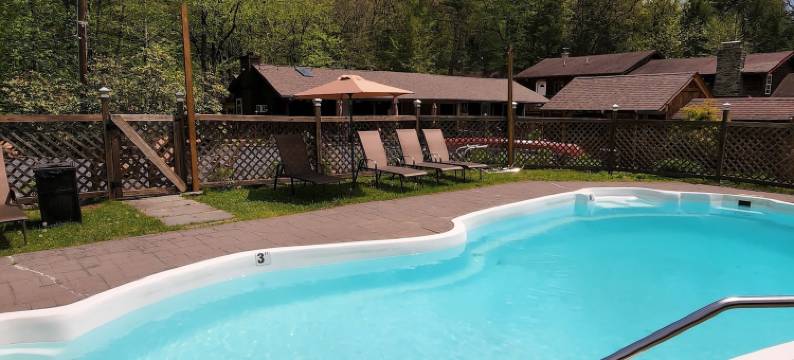 木兰溪畔度假屋(Magnolia Streamside Resort)图片