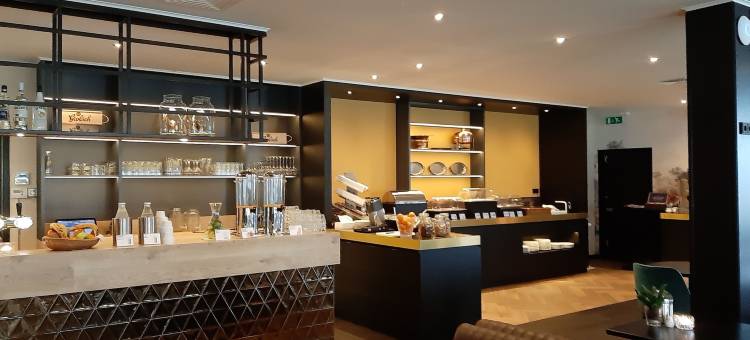 库福尔登塔伦斯餐厅酒店(Hotel Restaurant Talens Coevorden)图片