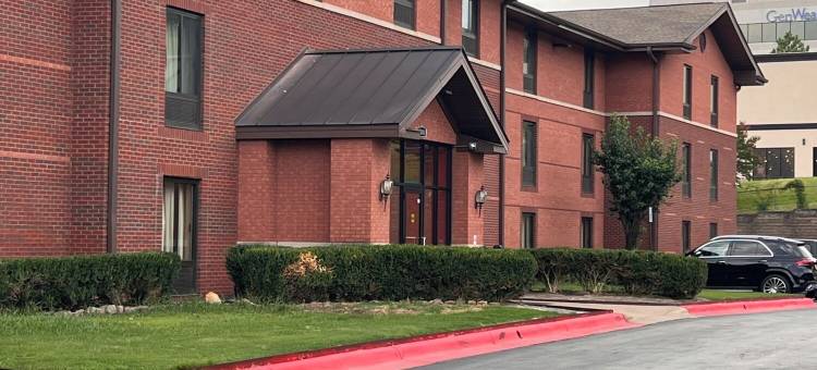 小石城西区美迪卡中心附近梅恩斯泰套房酒店(MainStay Suites Little Rock West Near Medical Centers)图片