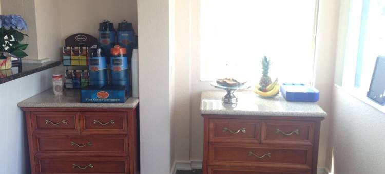 奥克兰梅里特湖美洲最佳价值酒店(Americas Best Value Inn Oakland)图片