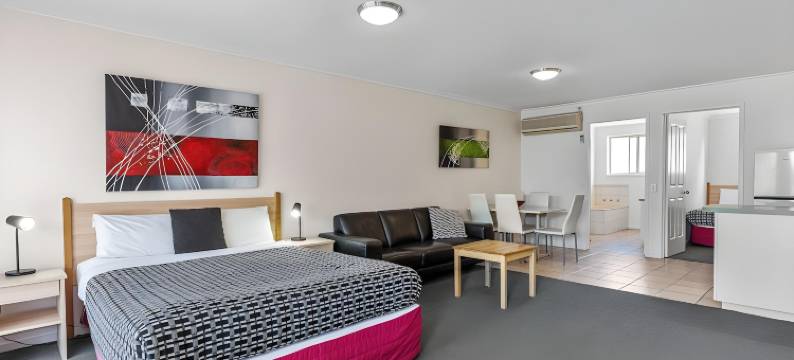 海滩漫步者汽车旅馆及公寓(Beachcomber Motel & Apartments)图片