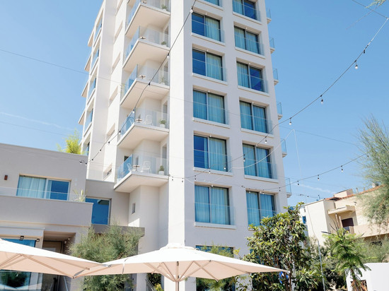 佩沙罗歌剧套房酒店