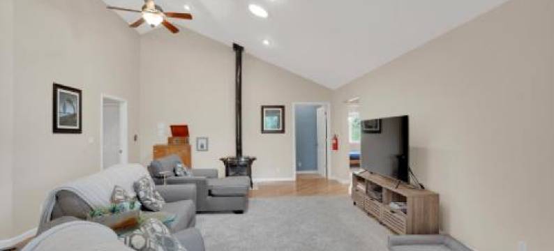 Moonrise Lodge - A Large Vacation Home in Mariposa图片