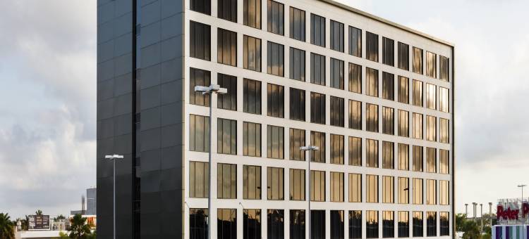 坎昆孔布嘉年华快捷(Fiesta Inn Express Cancún Cumbres)图片