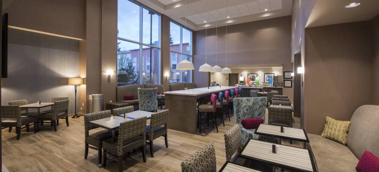 西雅图/雷德蒙瓦欢朋酒店(Hampton Inn & Suites Seattle/Redmond)图片