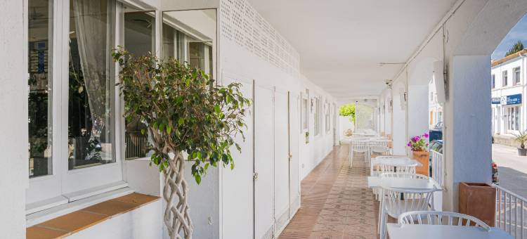 卡达克斯滨海旅馆(Hostal Marina Cadaqués)图片