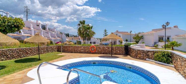 Holiday home with sea view, Nerja图片