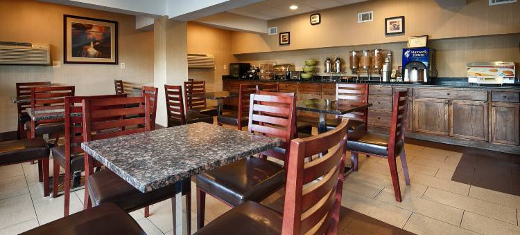 华盛顿堡贝斯特韦斯特酒店(Best Western Fort Washington Inn)图片