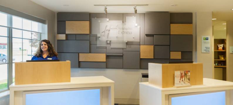 洲际酒店集团旗下智选假日布卢姆斯堡(Holiday Inn Express BLOOMSBURG by IHG)图片