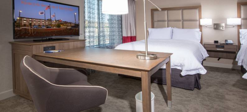 欢朋酒店及套房布尔顿/圣伊内斯山谷(Hampton Inn & Suites Buellton/Santa Ynez)图片