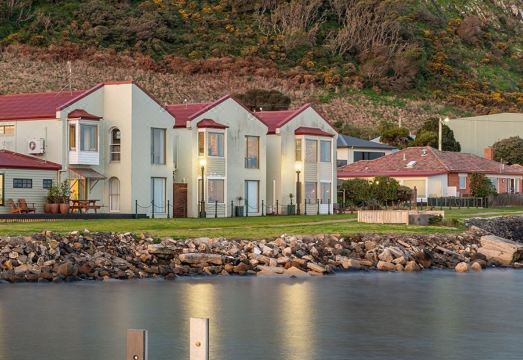 Stanley Village Waterfront AccommodationHotel Overview
