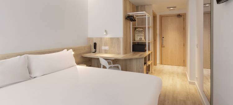 民宿酒店马德里卡拉班切尔(B&B HOTEL Madrid Carabanchel)图片