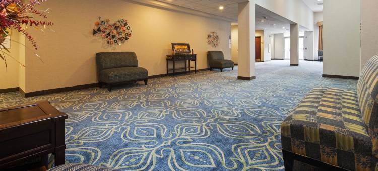 韦恩斯伯勒贝斯特韦斯特优质套房酒店及会议中心(Best Western Plus Waynesboro Inn  Suites Conference Center)图片