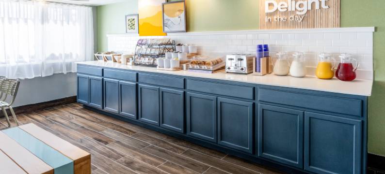 谢里登希尔顿Spark酒店(Spark by Hilton Sheridan)图片