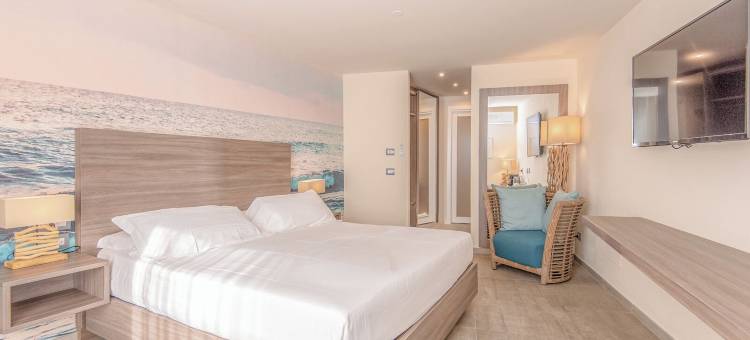 里瓦湾酒店(Hotel Riva Degli Etruschi)图片