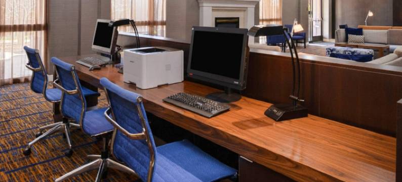 布朗迪尔米尔沃基万怡酒店(Country Inn & Suites by Radisson, Brown Deer - Milwaukee North)图片