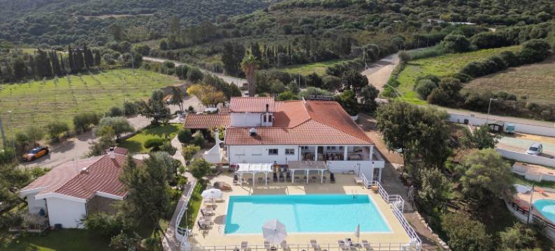 蒙蒂路育酒店(Hotel Montiruju)图片