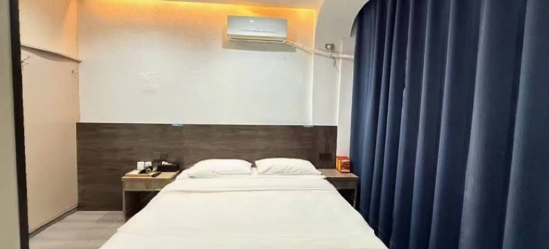 旬阳糖果酒店图片