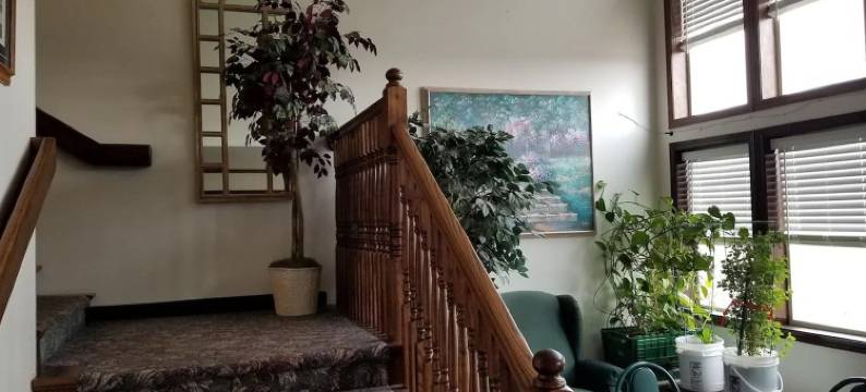 德尔拉皮兹比尔马套房酒店靠近苏福尔斯(Bilmar Inn & Suites Dell Rapids Near Sioux Falls)图片