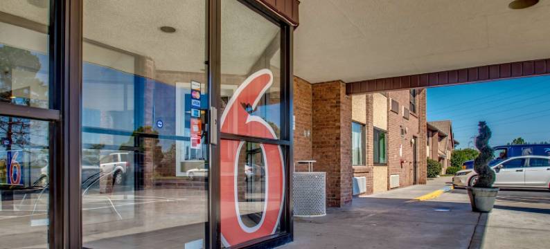 布法罗6号汽车旅馆 - 阿默斯特(Motel 6 Amherst, NY - Buffalo)图片