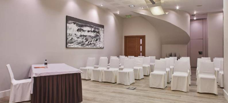 希洪希尔达丝绸酒店(Silken Ciudad Gijón)图片