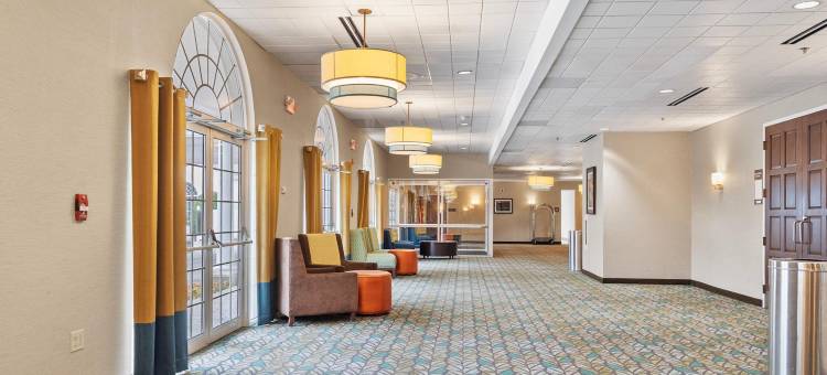 汉普顿贝斯特韦斯特优质酒店(Best Western Plus the Inn at Hampton)图片