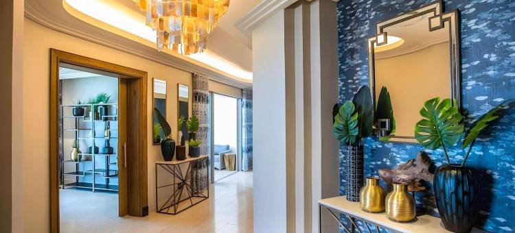 太阳海滩太阳广场塔酒店(Suncoast Hotel & Towers)图片