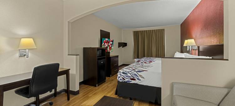 奥尔巴尼红顶套房酒店(Red Roof Inn & Suites Albany, GA)图片