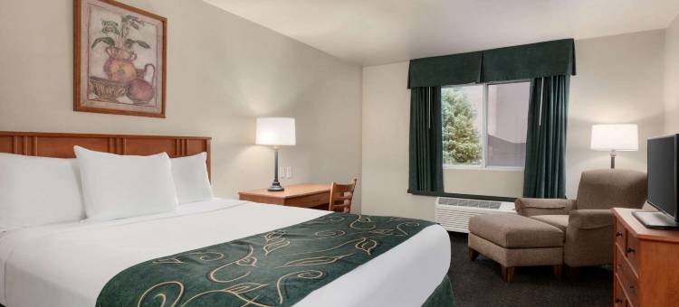Travelodge by Wyndham Clinton Valley West Court图片