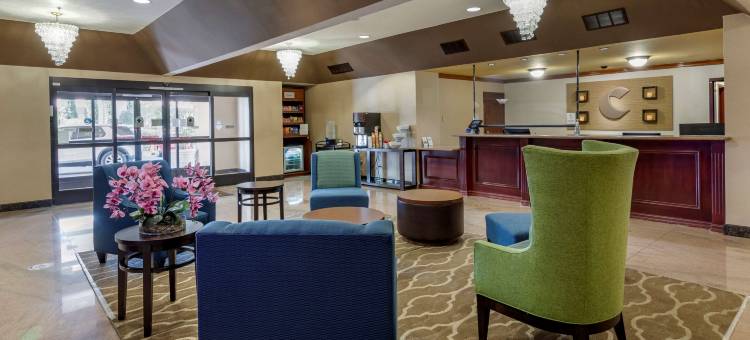 柑橘套房雷德兰兹洛马琳达酒店(Citrus Suites Redlands Loma Linda Hotel)图片