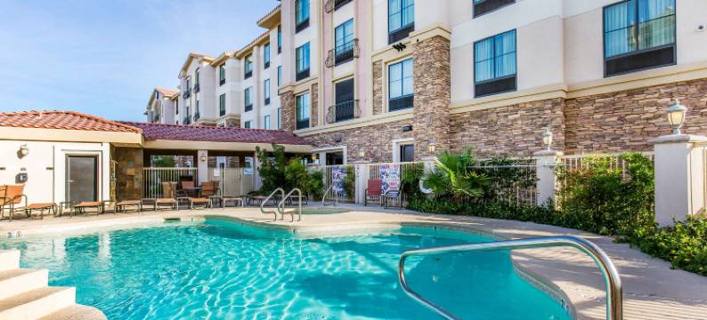 拉斯维加斯亨德森舒适套房酒店(Comfort Inn & Suites Henderson - Las Vegas)图片