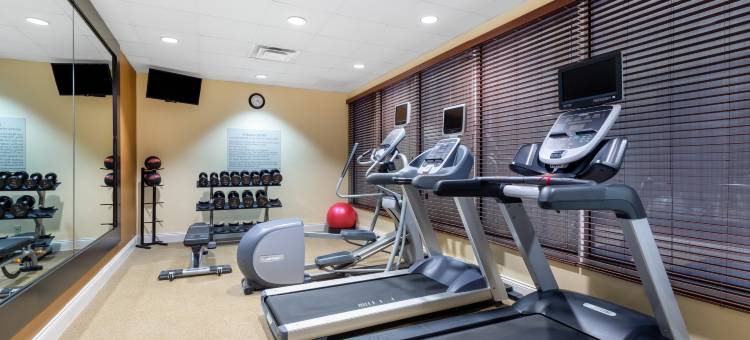 艾斯利普麦克阿瑟机场希尔顿花园假日酒店(Hilton Garden Inn Islip/MacArthur Airport)图片