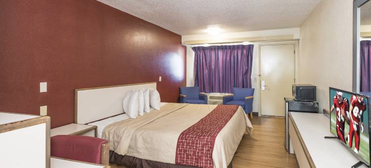 亚特兰大诺克罗斯红顶酒店(Red Roof Inn Atlanta - Norcross)图片